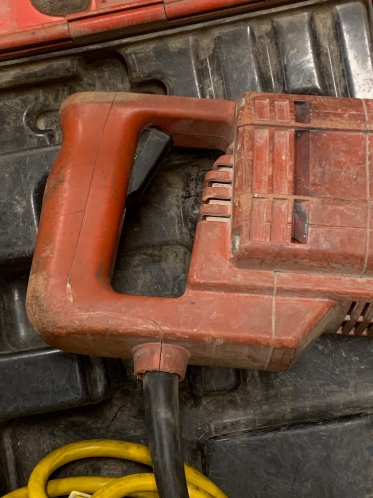 HILTI CORE DRILL DD100 MEC Concrete Core Machine - USED