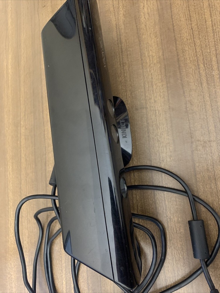 xbox 360 kinect censor bar with 4 games WORKING CIB GAMES