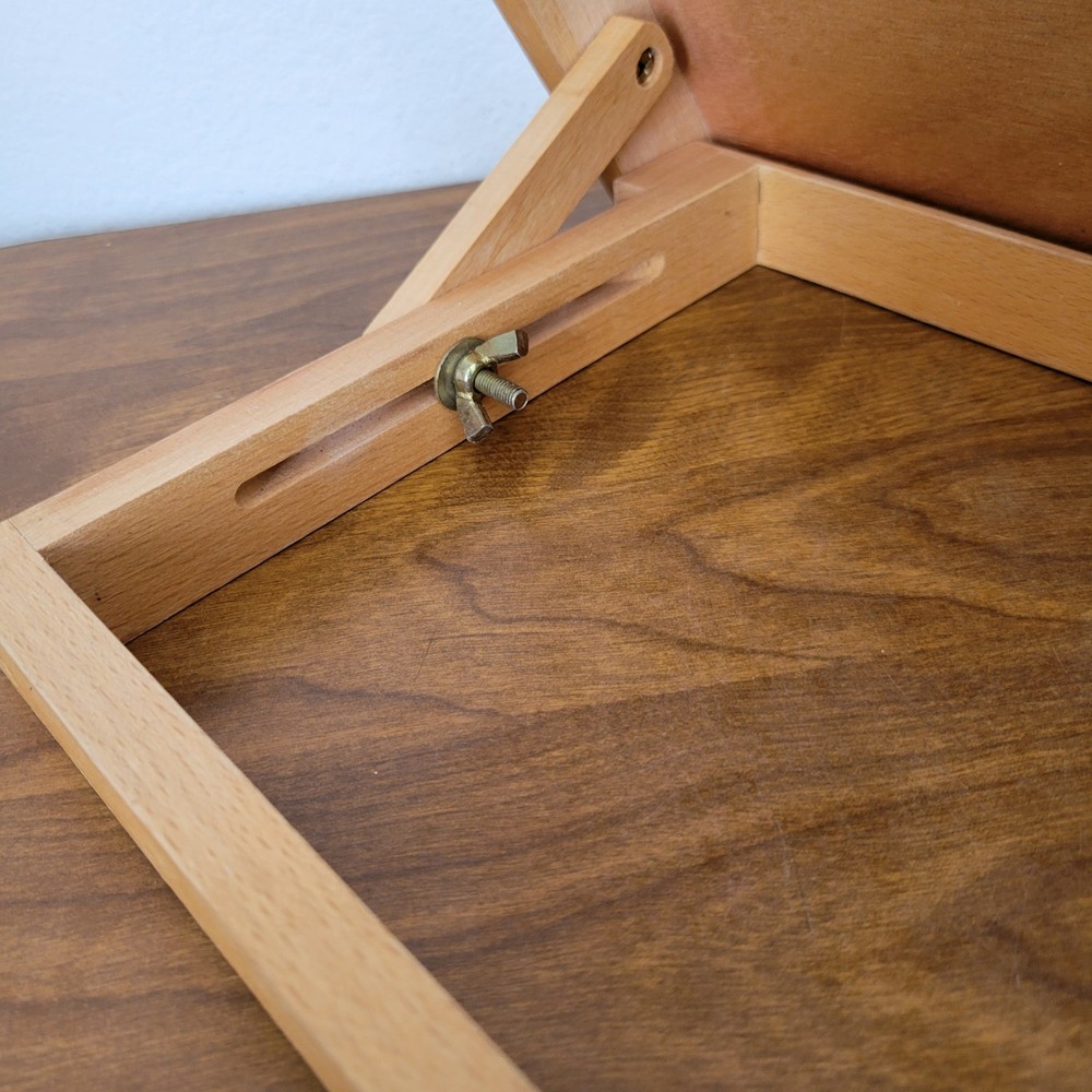 Small Adjustable Tabletop Wood Painters Easel