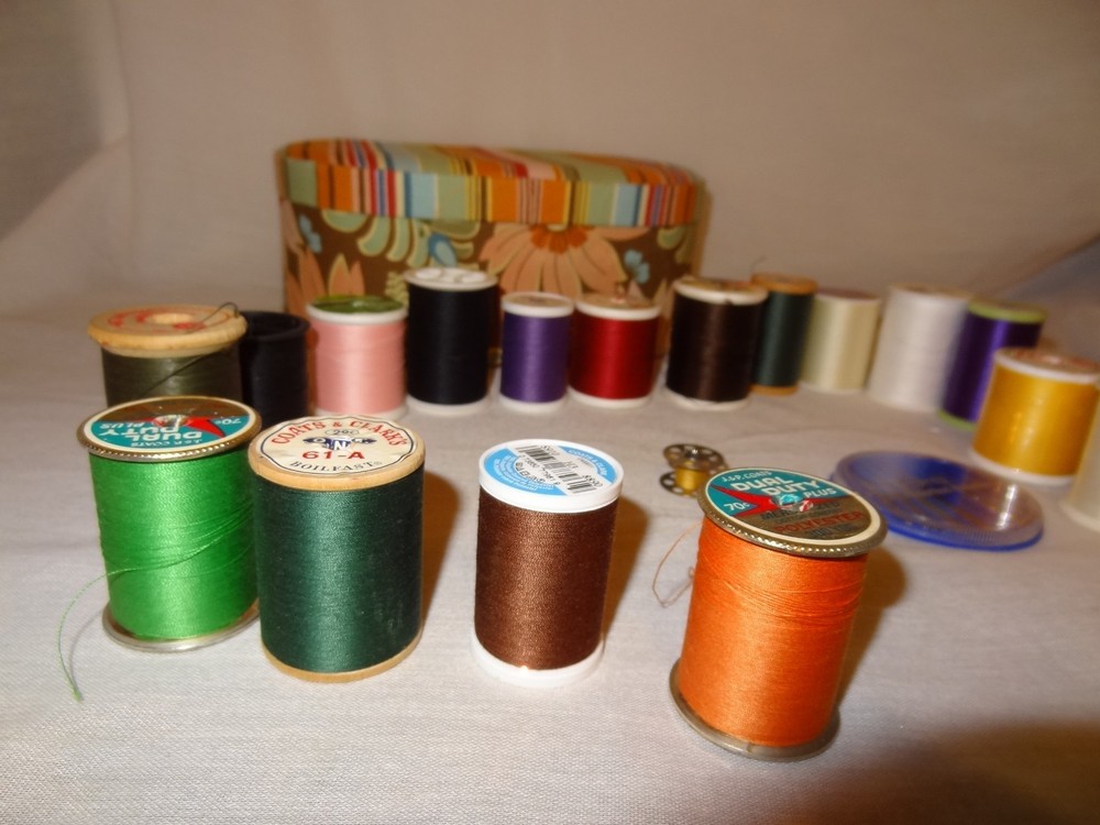 Sewing Box Mixed Lot 17 Thread Spools Different Colors Needles Bobbin
