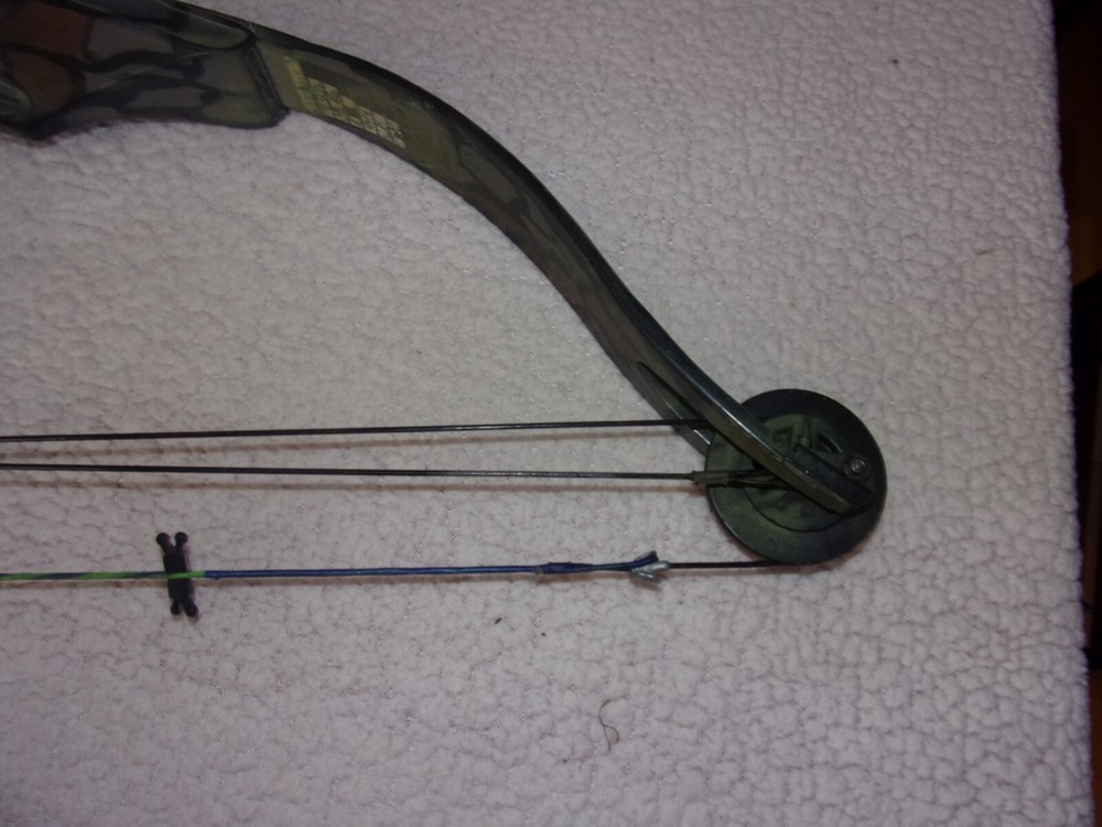 PSE Game Sport Compound Bow
