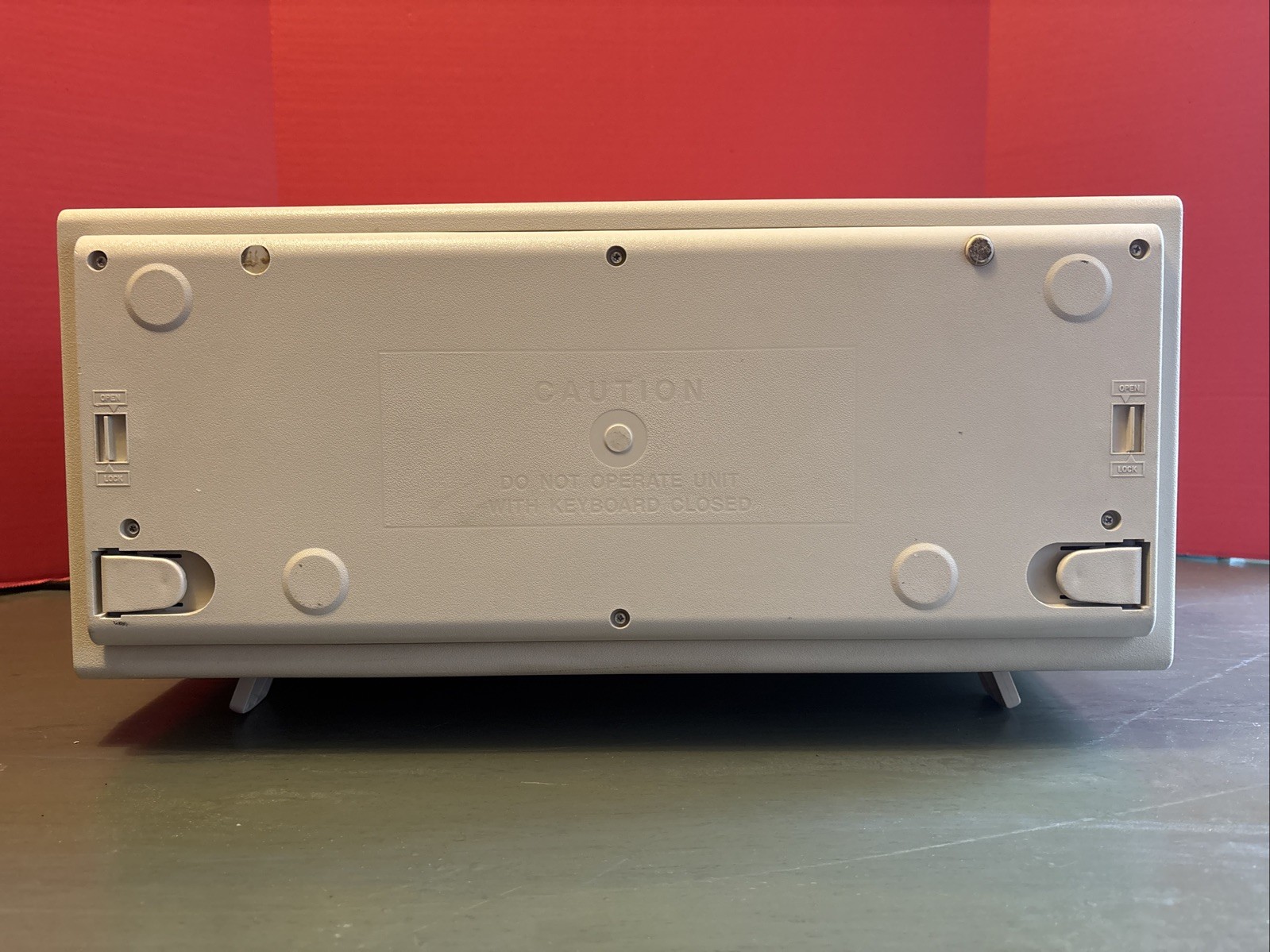 Vintage Compaq Portable Model 101709 Computer. Powers On. As Is.