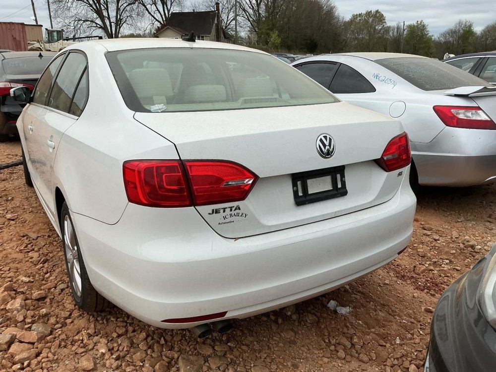 JETTA 2014 Glove Box 5013501