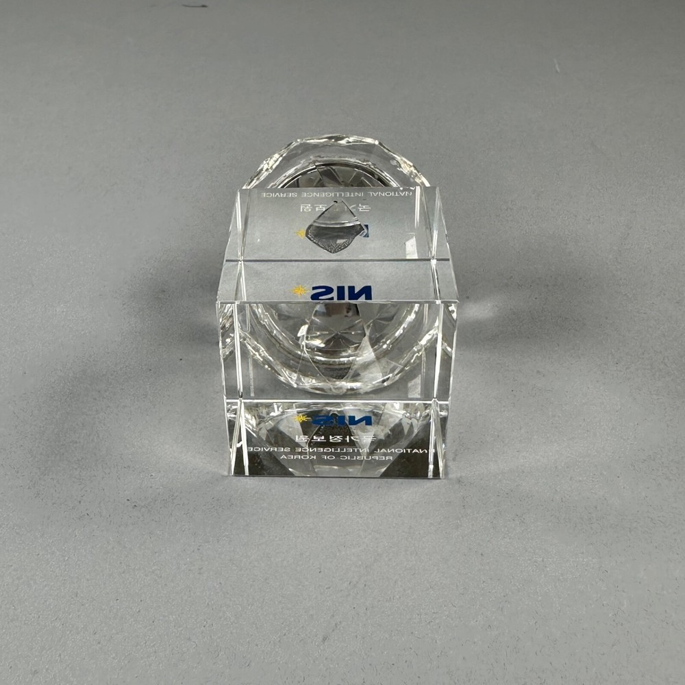 Crystal Table Clock South Korea National Intelligence Service Authentic Stopped
