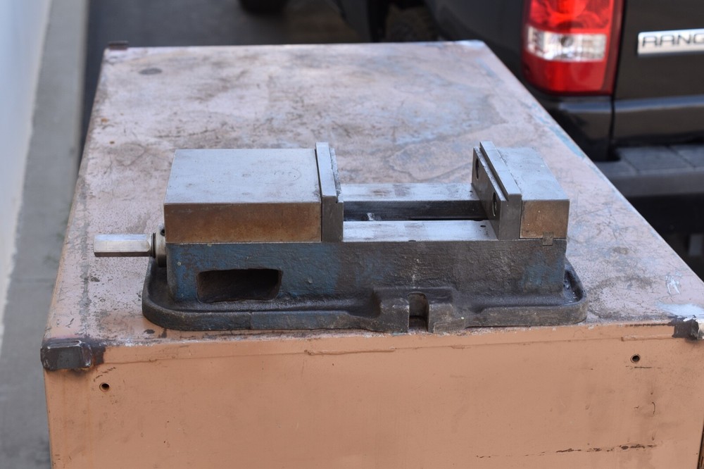 Milling machine Vise 6"