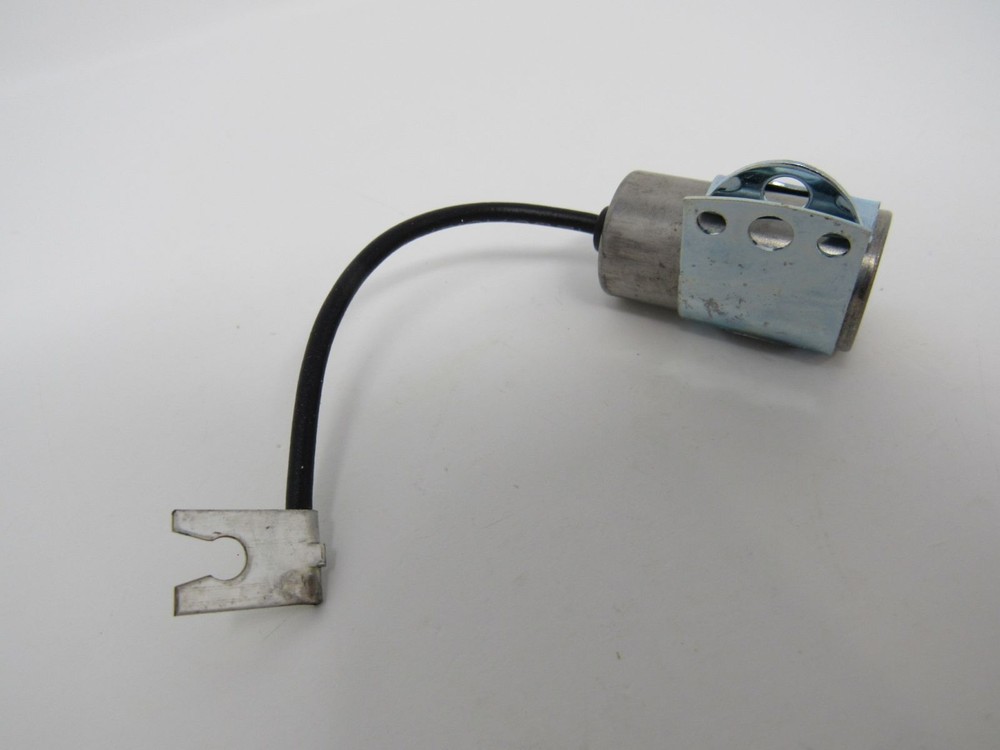 Standard Ignition Condenser IH121