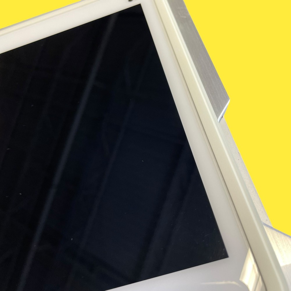 Clover Mobile POS Touchscreen Card Reader - C201 #777 Z46/5