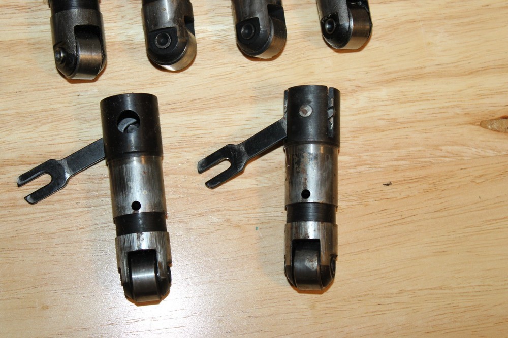 Lot of 16 Comp Cams Rollers Auto Engine