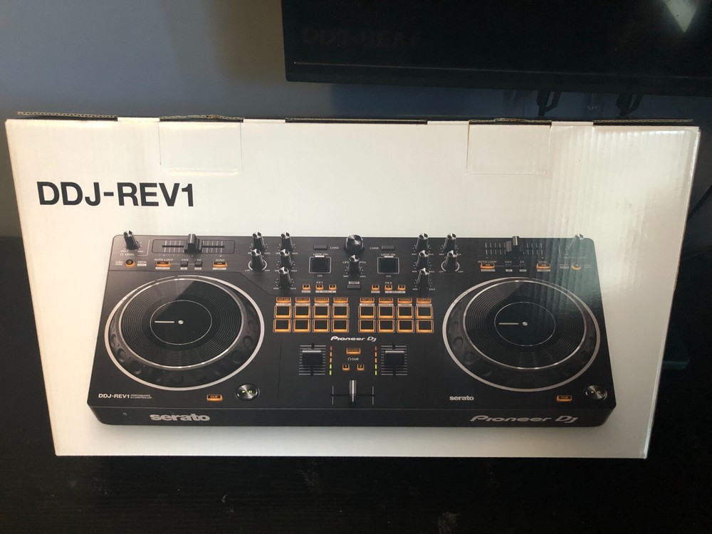 Pioneer DDJ-REV1 Double Deck Controller - Black