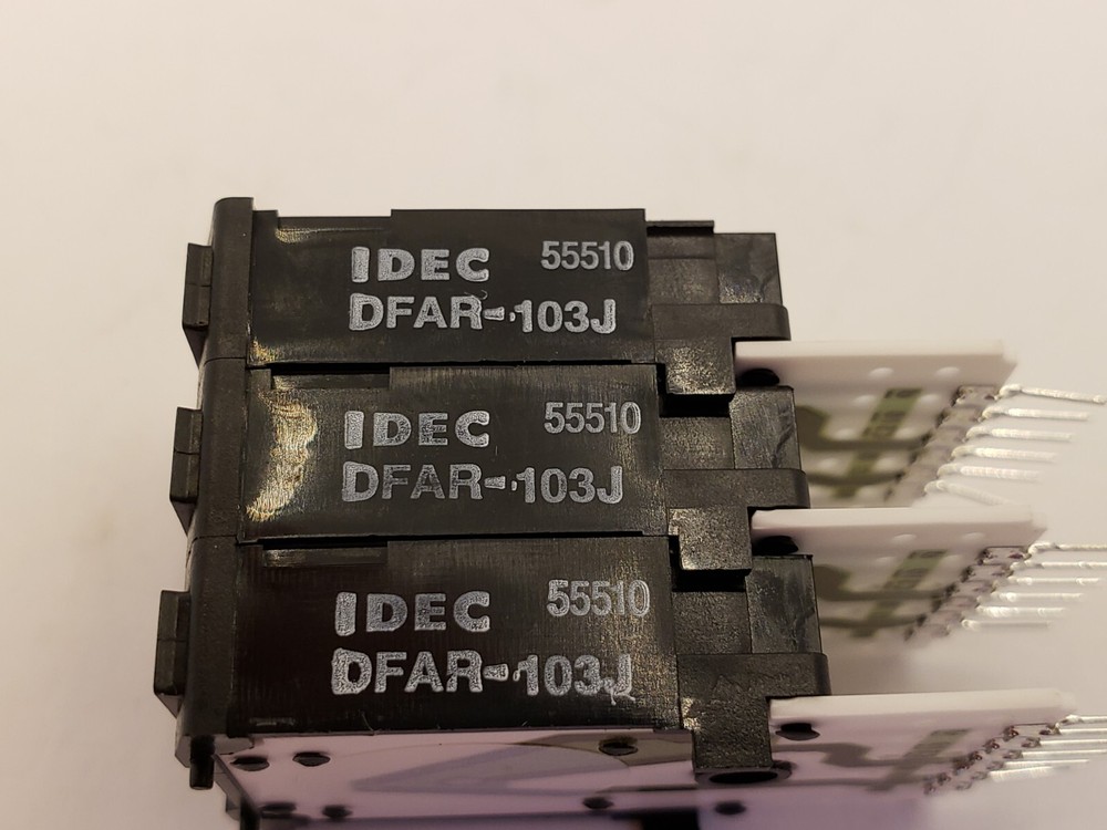 IDEC DFAR-103J DIGITAL POTENTIOMETER, 3-DIGIT COUNTER, NNB