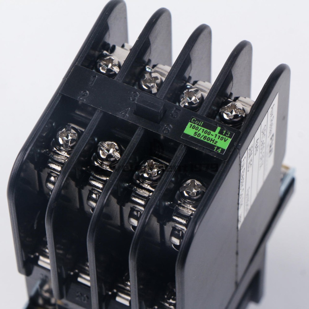 ONE New FUJI Intermediate Relay SRCa50-3F/X 4A4B AC110V