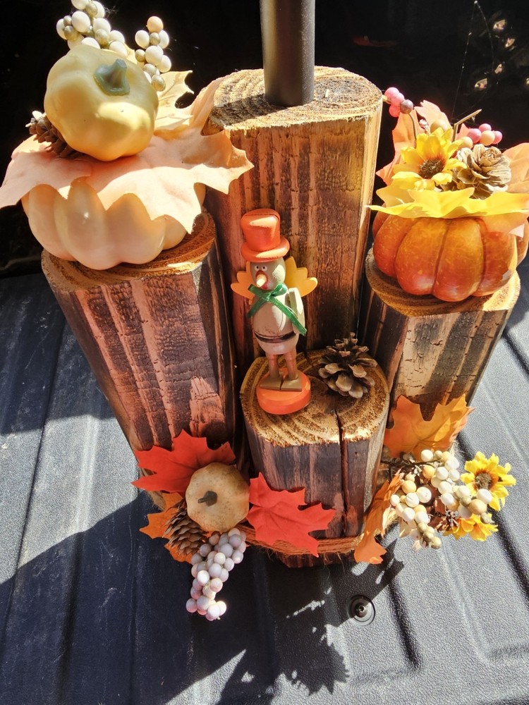 Wooden decor With Lighted Solor Light Fall Themed