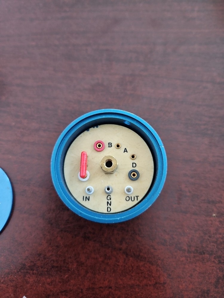 PCB Piezotronics 402M123 Accelerometer Signal Conditioner