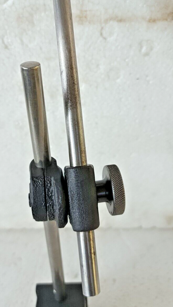 STARRETT 657 Magnetic Base Dial Indicator Holder Stand with 25-131 Dial