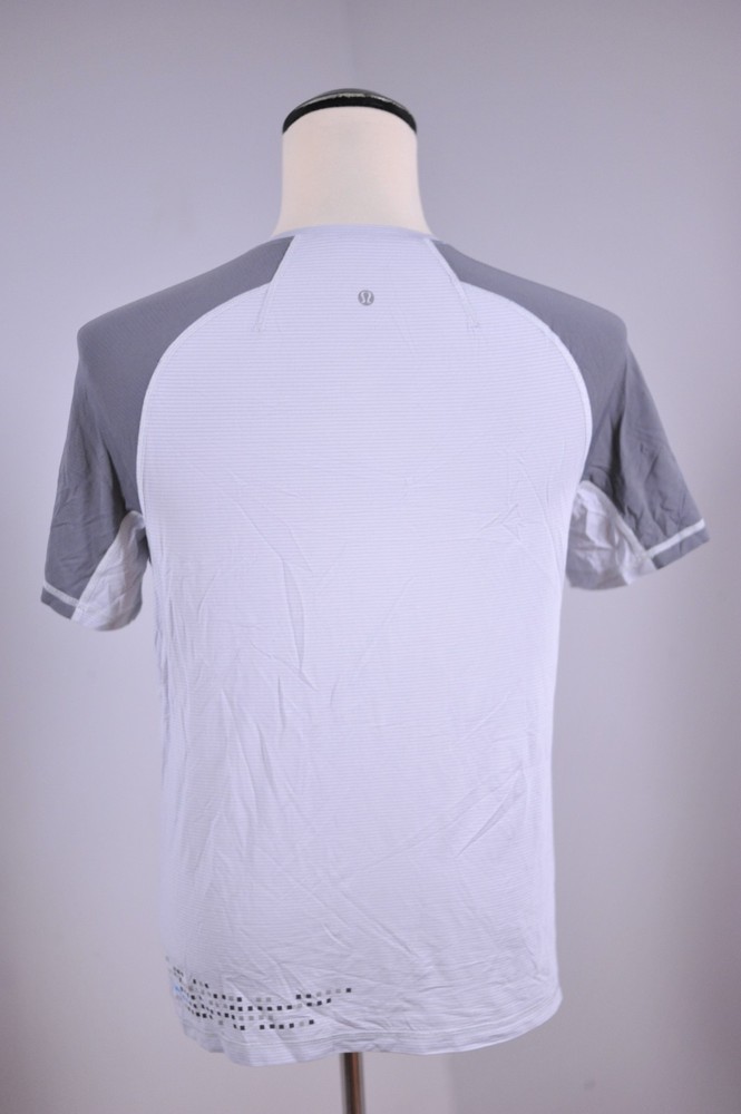 Lululemon Assert Tech Short Sleeve Gray Men’s Medium M