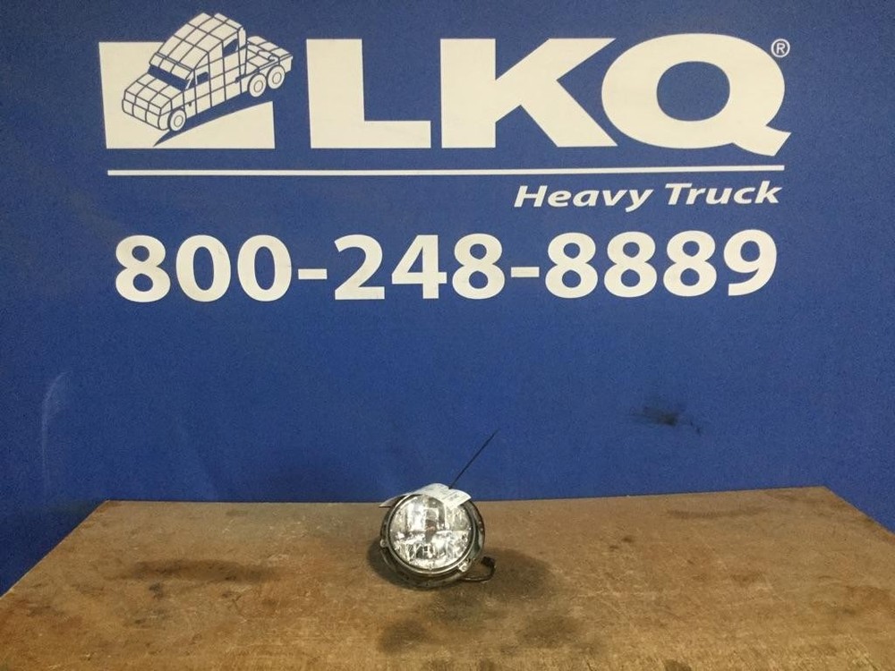 For 2001 MACK MR690 1996-2008 HEADLIGHT Right ,  GA