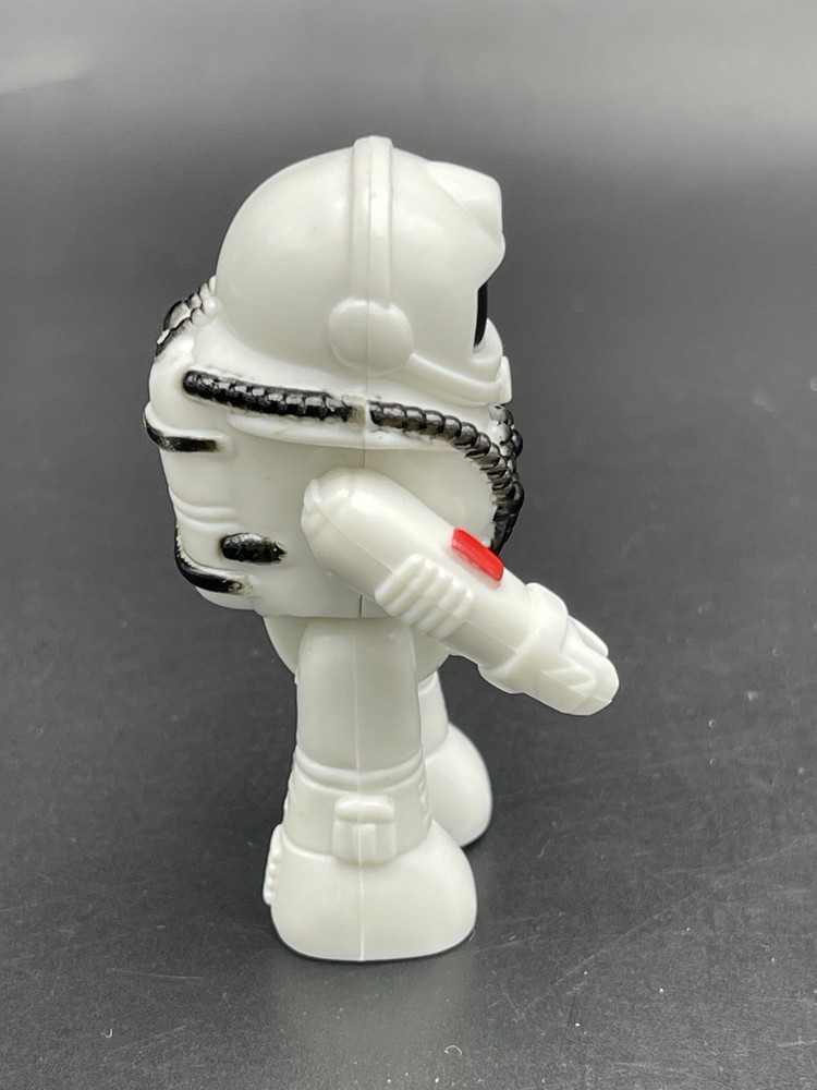 2000 Space Voyagers Set: Space Shuttle Orbiter Replacement Astronaut