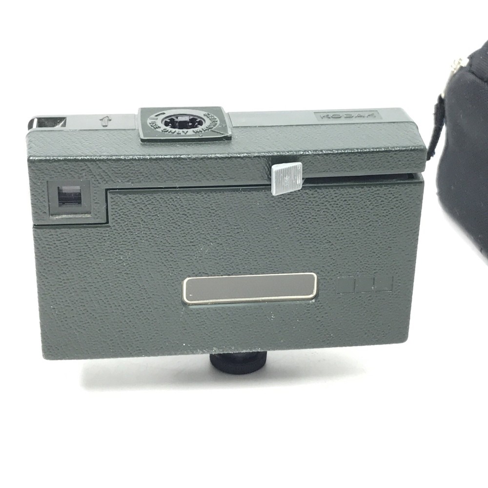 VINTAGE KODAK INSTATECH X Close-Up Camera with Case, UNTESTED