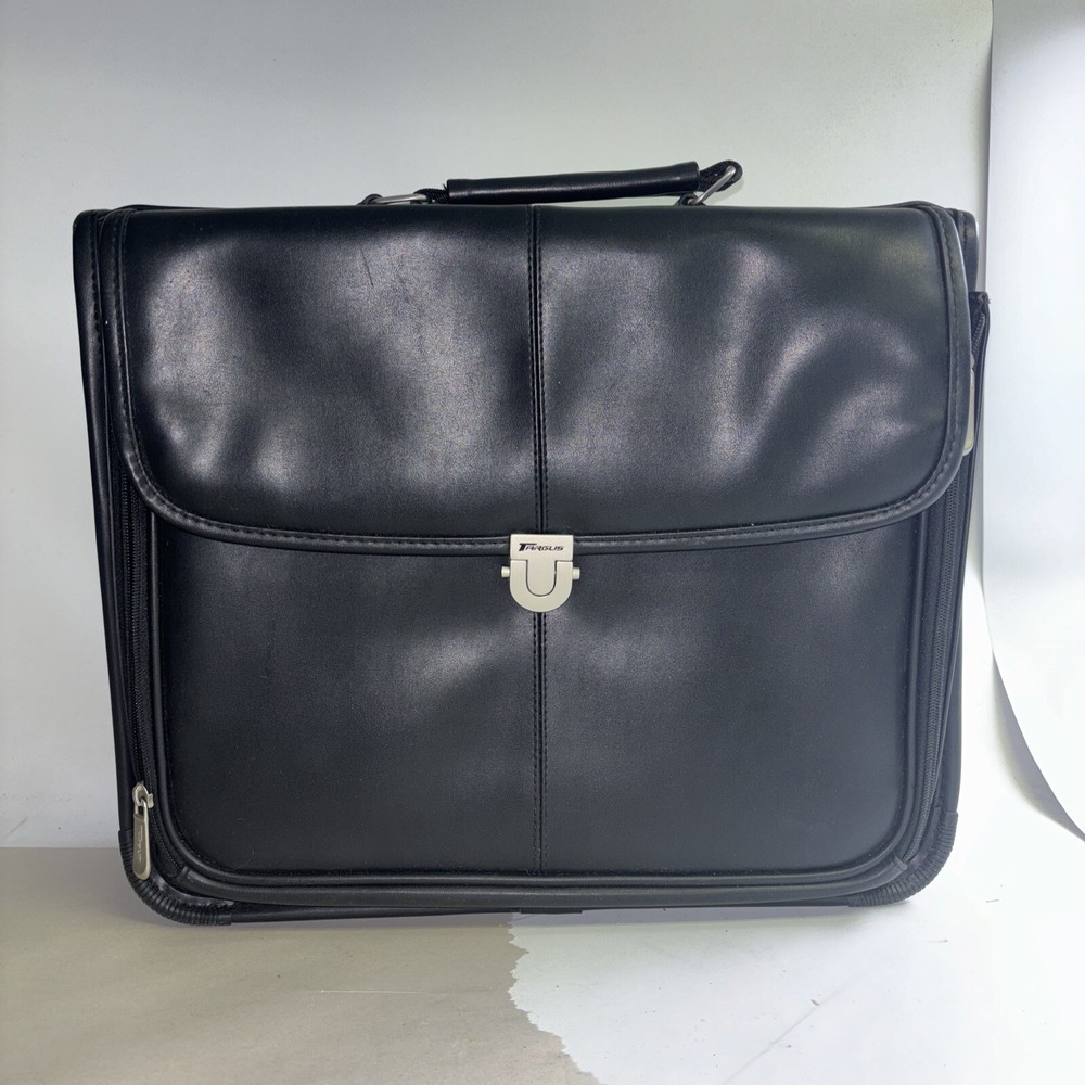 Targums Reverse Access Notebook Case