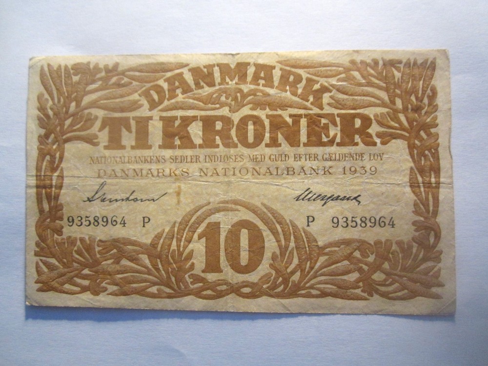 1939 DENMARK 10 KRONER PREFIX P