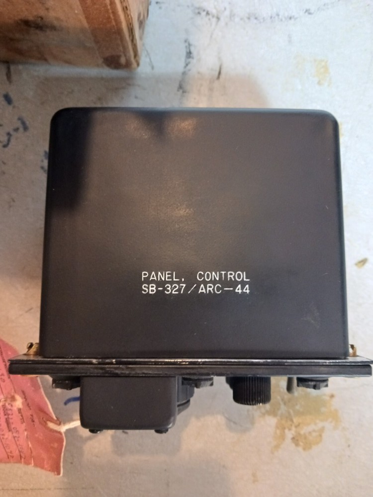 NOS SB-327/ARC-44 CONTROL PANEL BY BENDIX #87