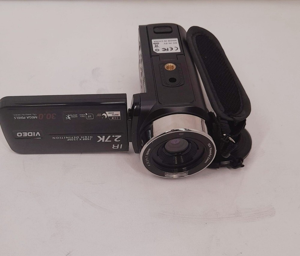 Digital Video Camera 2.7K High Definition 30.0 Mega Pixels ( Camera Only) (IL...