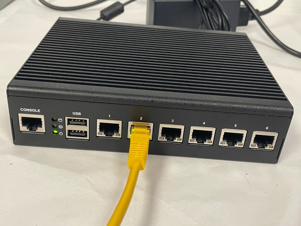 Star2Star Starbox 2500 Cloud Connection Manager w/Power Cable FULLY WORKING!