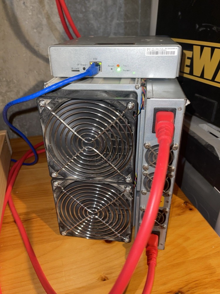 Bitmain Antminer T17 42Th Sha 256 ASIC Miner
