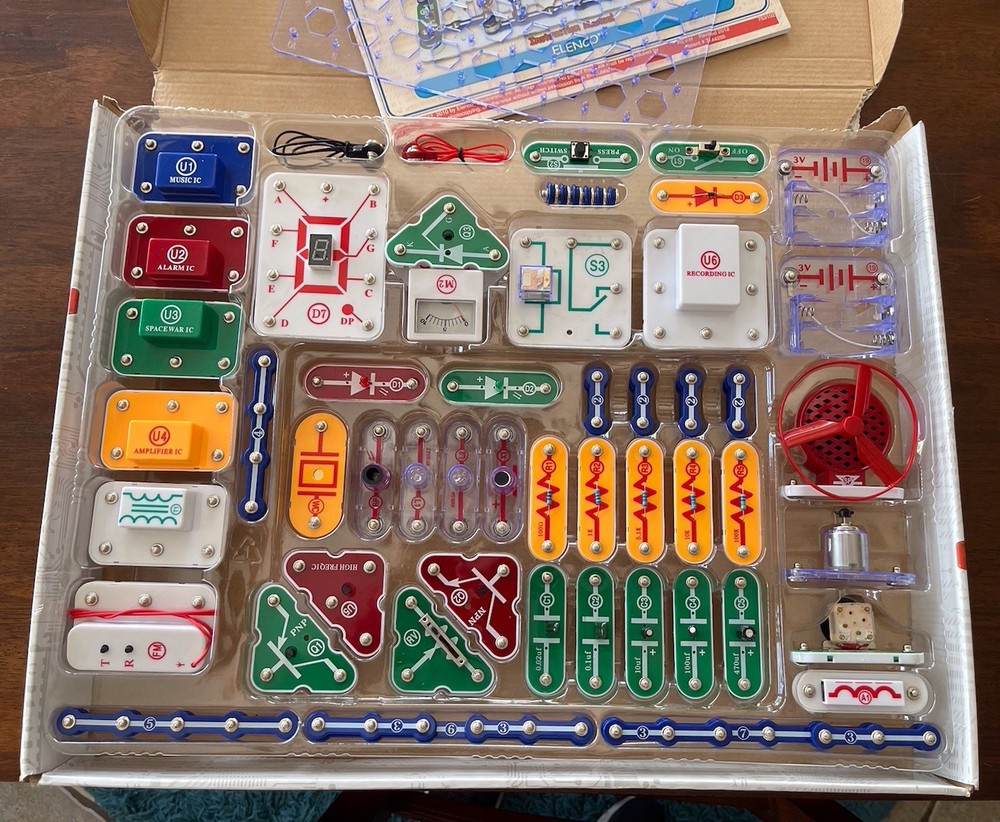 Snap Circuits Pro SC-500 Complete Electronic Science Set STEM Educational