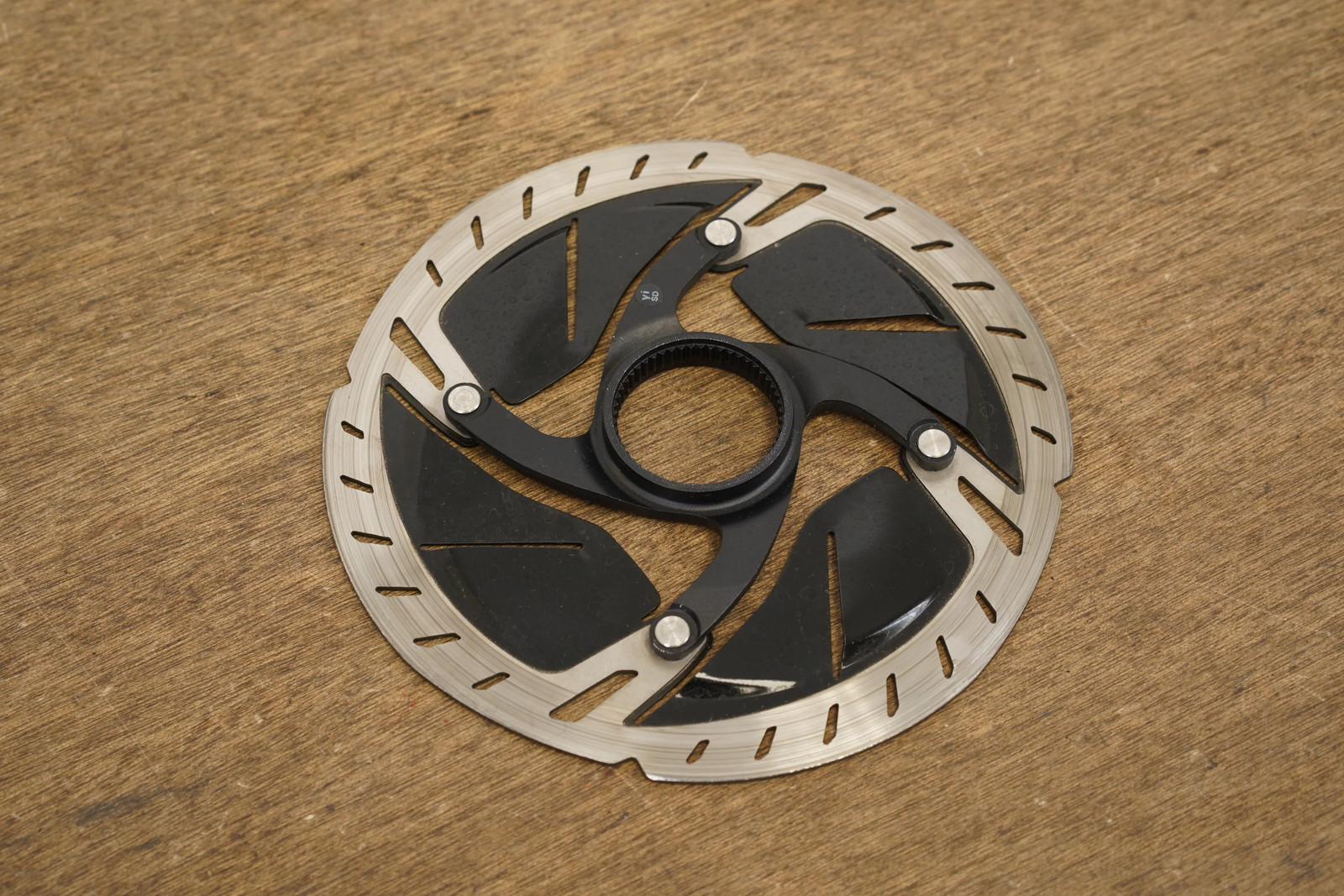 (1) 160mm Shimano Dura-Ace SM-RT900-S Center Lock Disc Brake Rotor