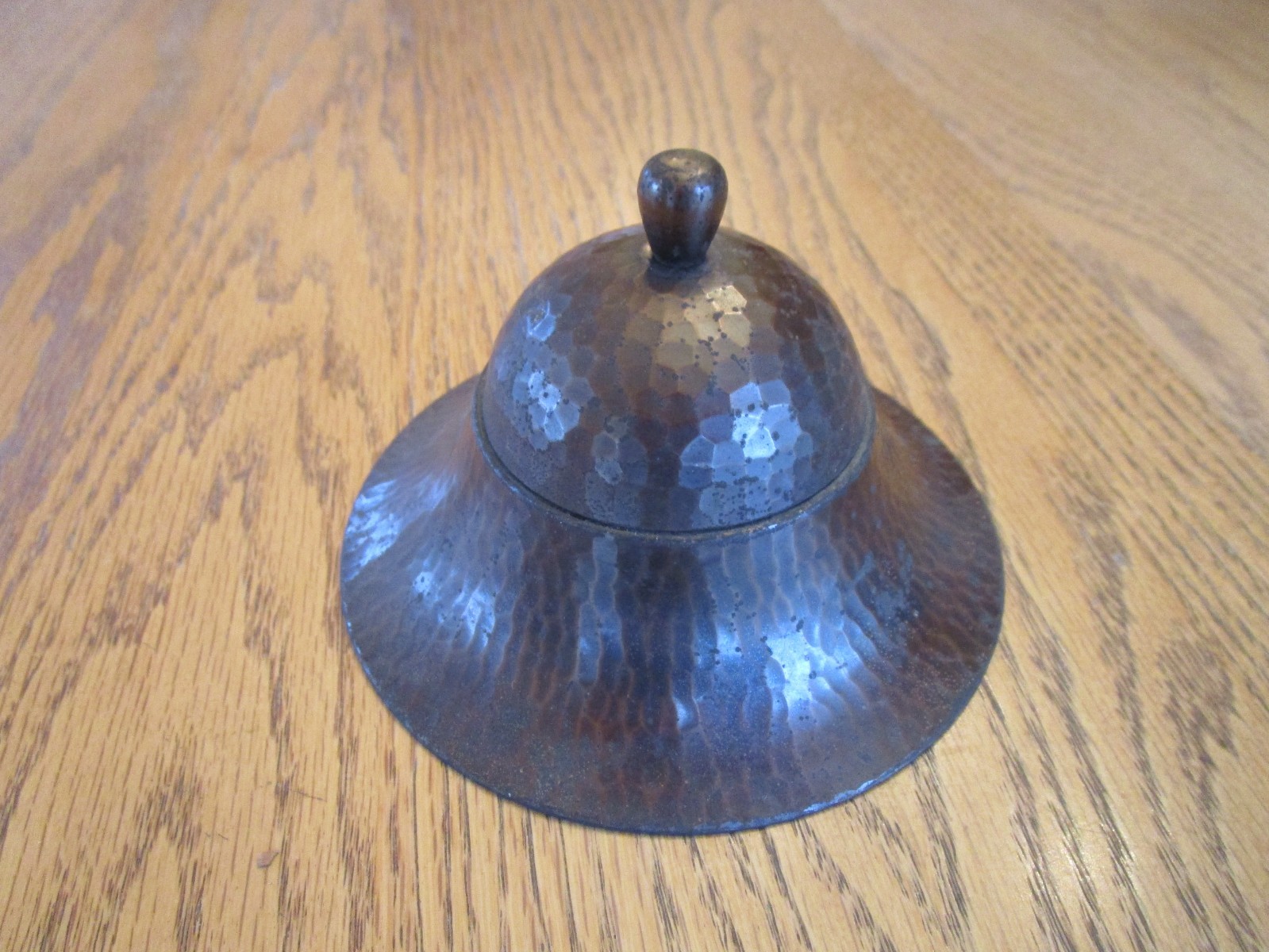 Vtg Inkwell ROYCROFT Signed Ink Well w Lid Arts Crafts Mission Hammered Copper