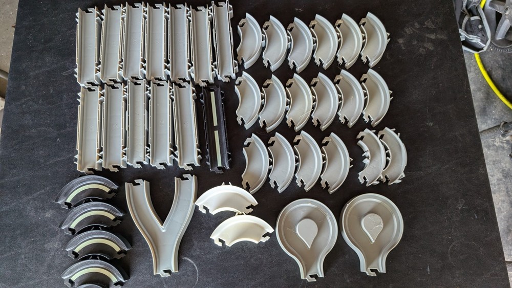 f Hex Bug Tracks And Accessories Habitat LOT