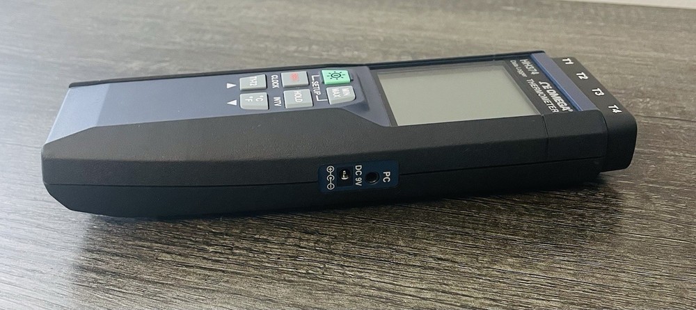 OMEGA ENGINEERING 4 Channel Type K Data Logger Therometer- Model HH374