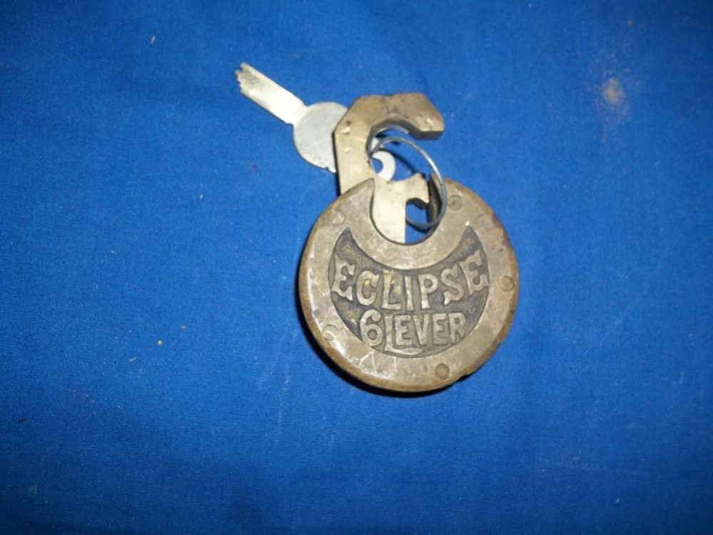 eclipse pad lock