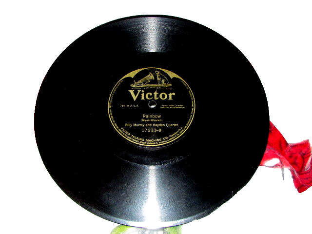 VICTOR TALKING MACHINE 'Rainbow' 'Red Wing' (N clst)