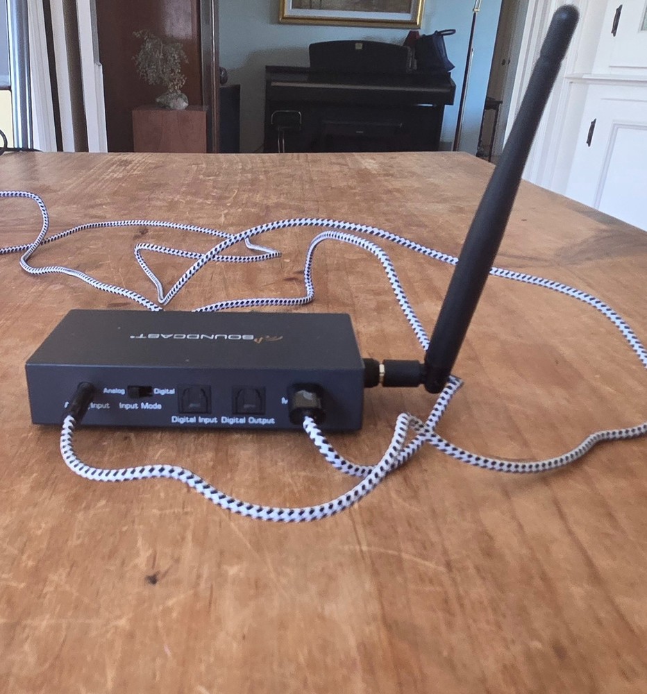 Soundcast VGtx Bluetooth Audio Transmitter