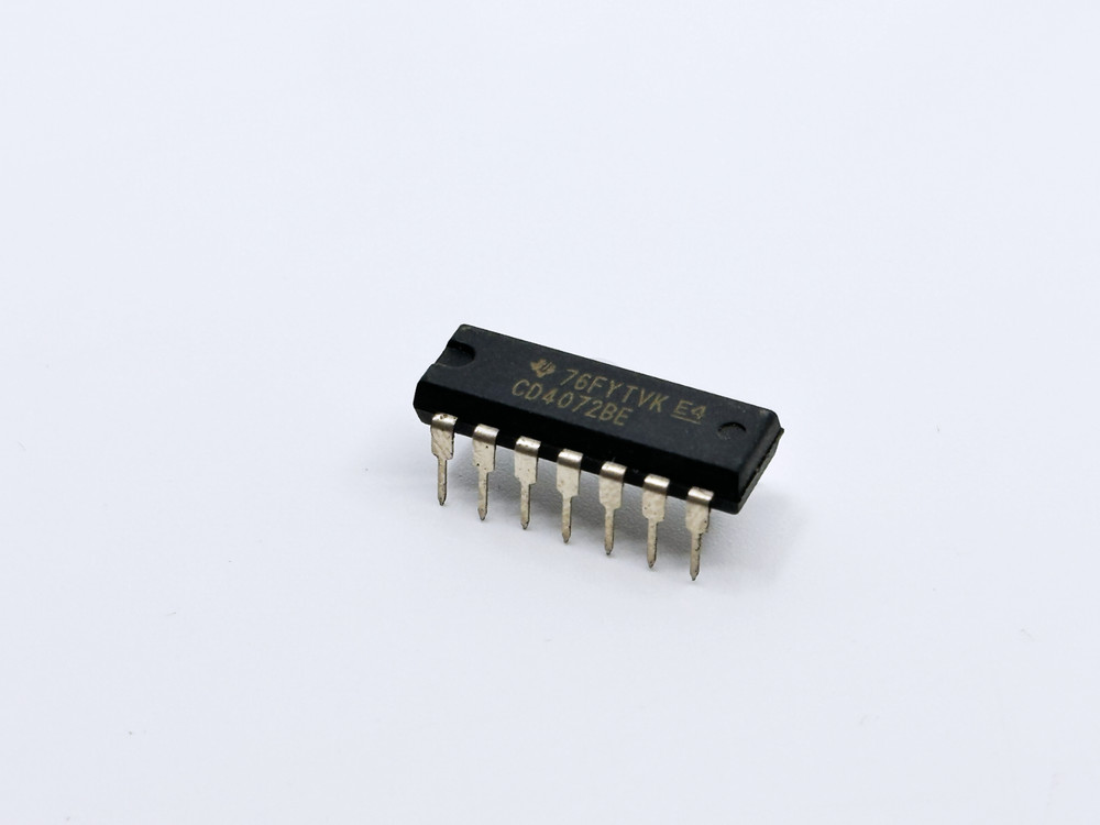10PCS CD4072BE Texas Instruments Dual 4-Input OR Gate 4000B CMOS DIP-14