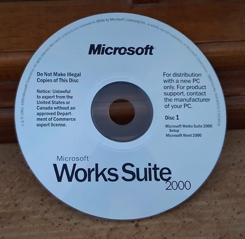 Microsoft Works Suite 2000 - 7 CD-ROM Set