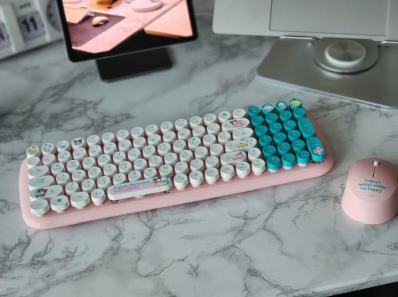 Sanrio Retro Wireless Keyboard Mouse Set / Cute Character Key Cap