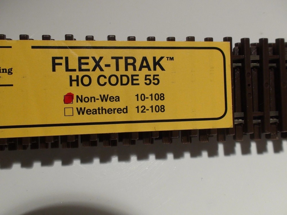 Micro Engineering ~ HO Scale ~ Code 55 ~ Flex Track ~ 3' ~ 6 Pieces ~ 10-108