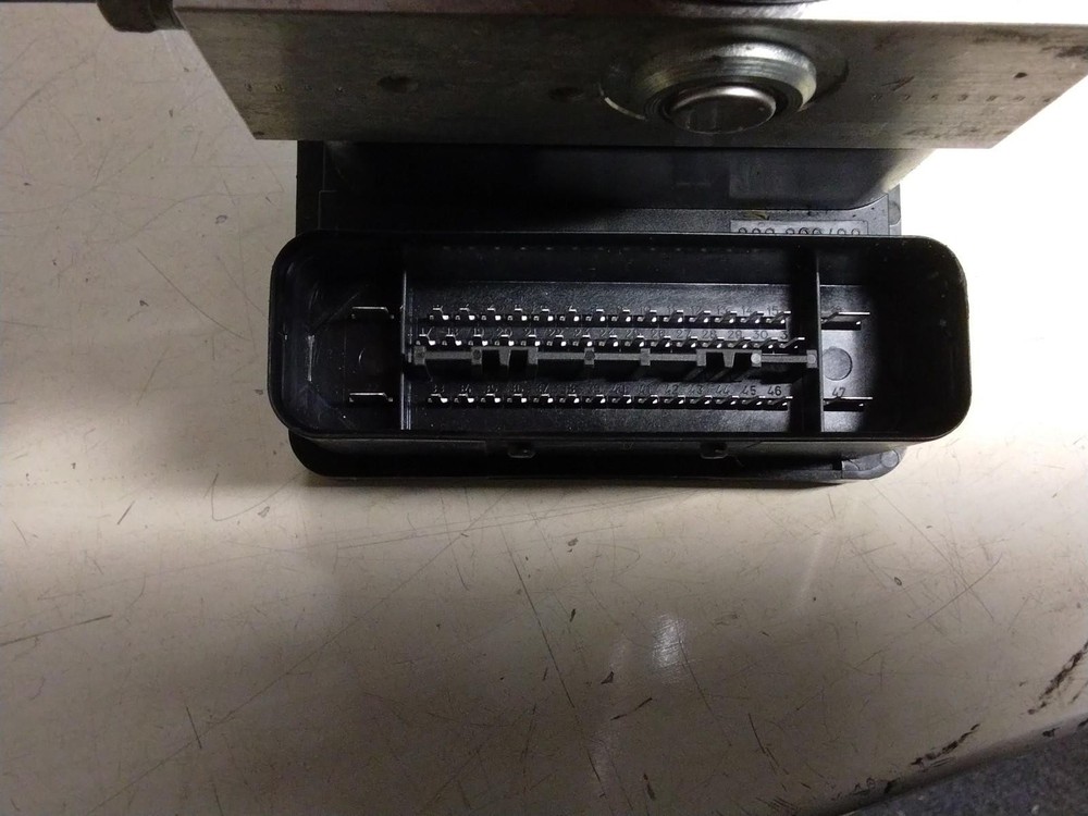 BMW E91 3 SERIES ABS/DSC PUMP AND CONTROL MODULE #6772214