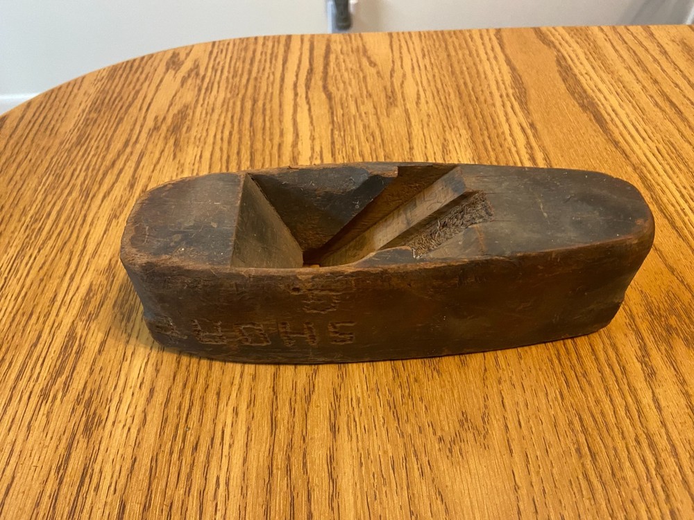 Vintage Small Wooden Plane - Missing wedge