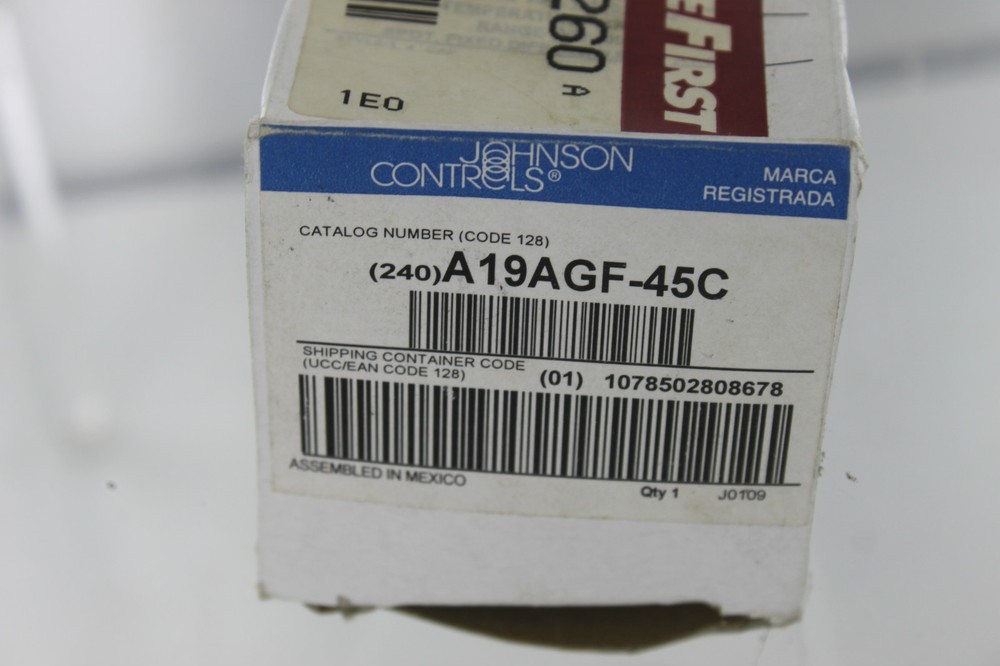 JOHNSON CONTROLS A19AGF-45C TRANE REPLACEMENT THERMOSTAT NEW