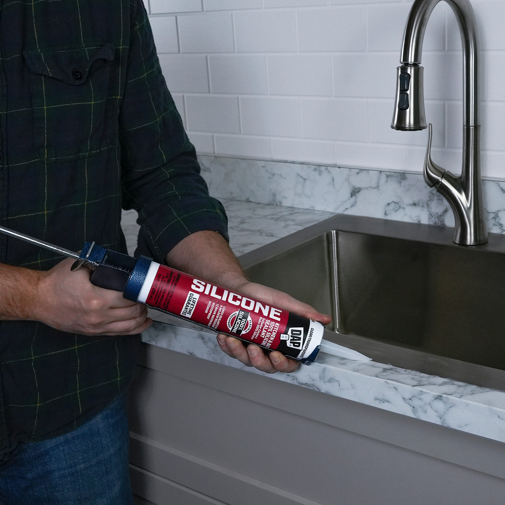 DAP Kitchen & Bath 100% Silicone Rubber Sealant: 2.8 fl. oz. (White)
