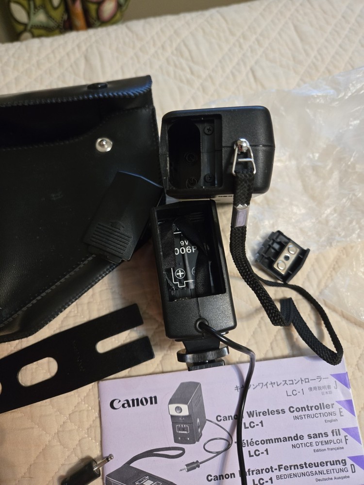 Canon LC-1 wireless remote and controller