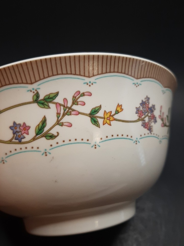 Malware Malamine Bowl With Lid 1817