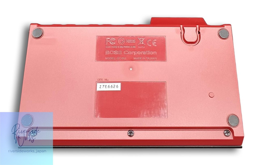 BOSS GT-001 Multi-Effects Processor for Guitar - Versatile JP