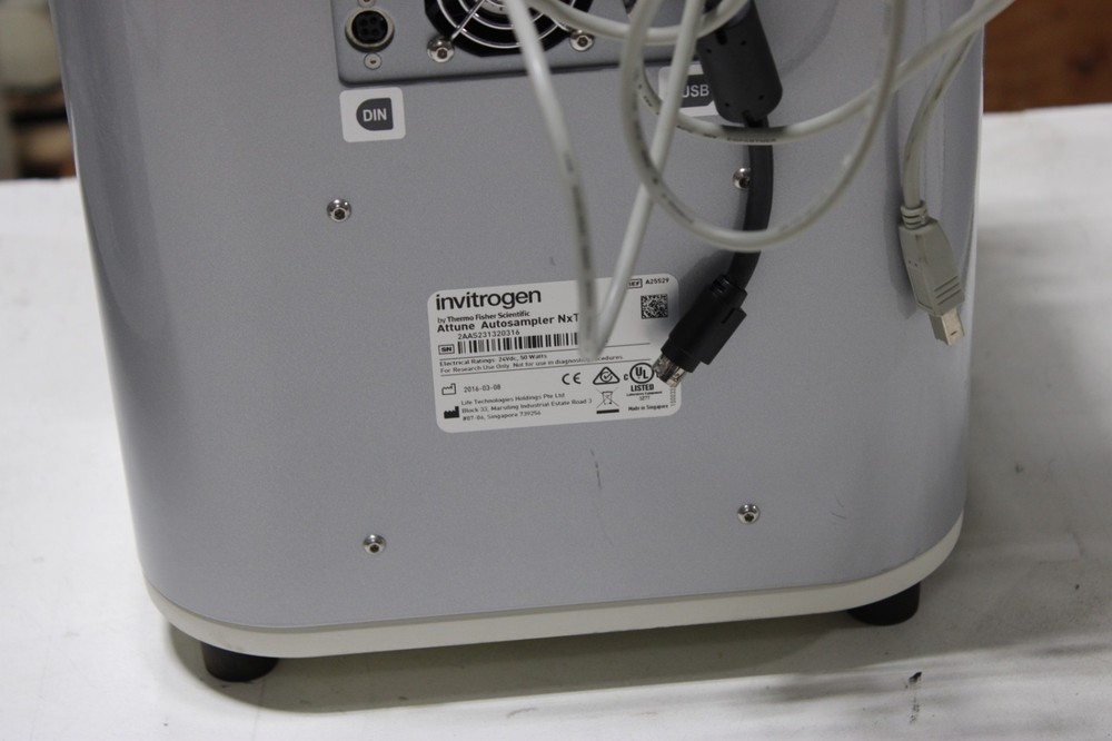 Thermo Invitrogen Attune NxT for AutoSampler