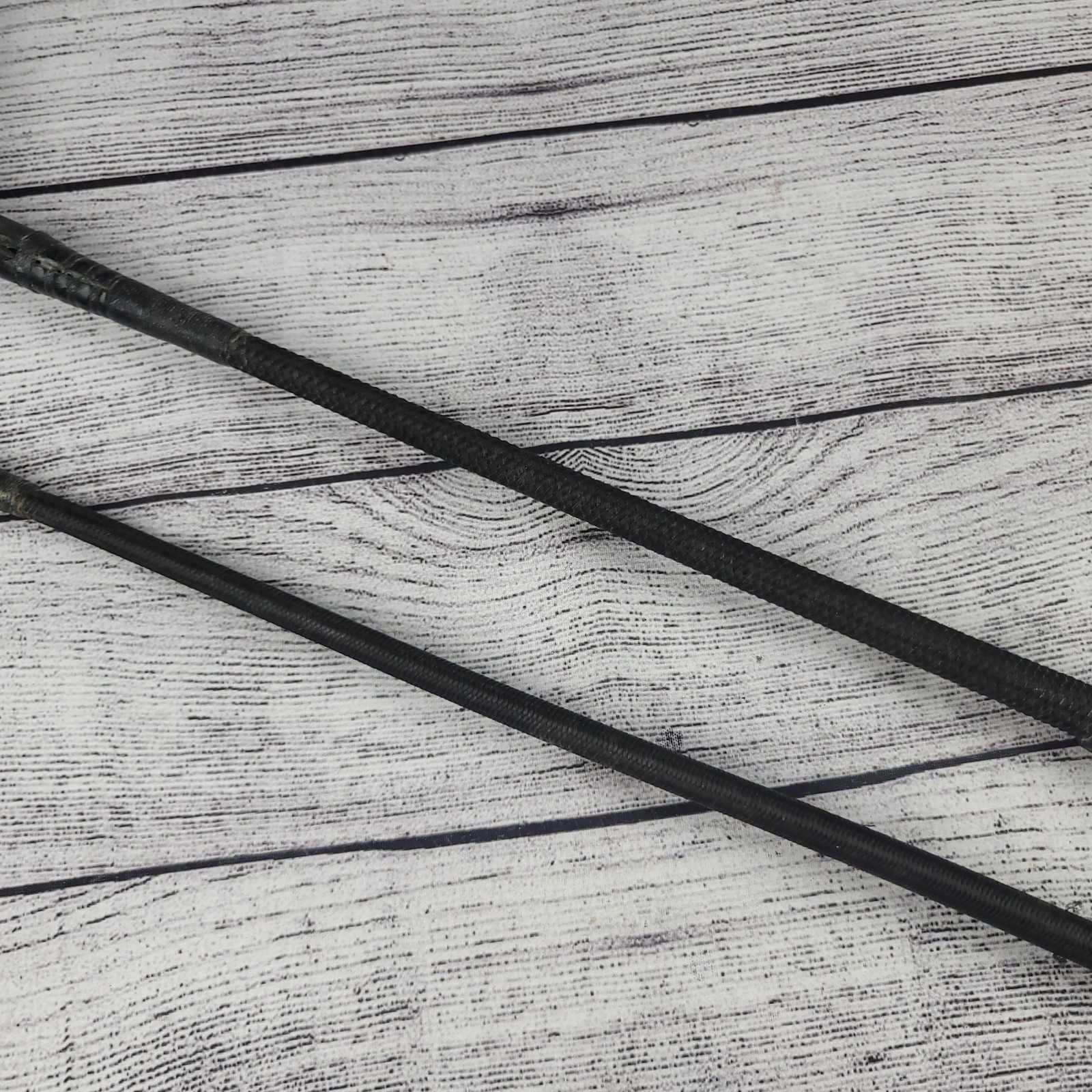 County and Fleck Black Leather Whip Horse Equestrian Riding Crop (22/25 in)