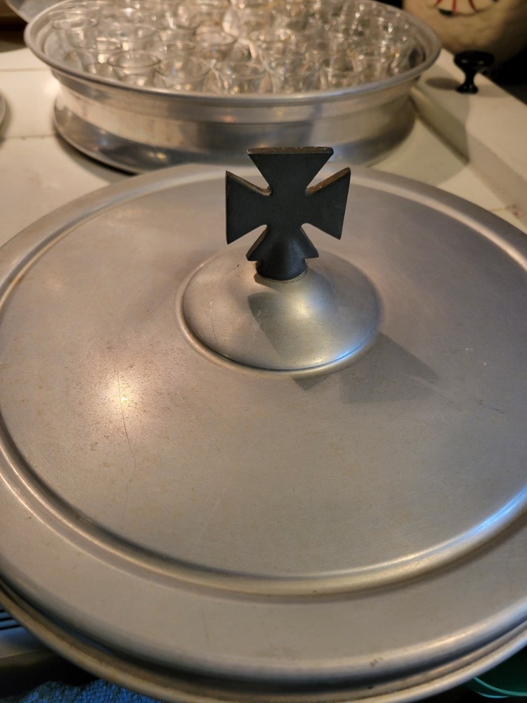 (2) Thomas Communion Service Co. trays + 2 Plates